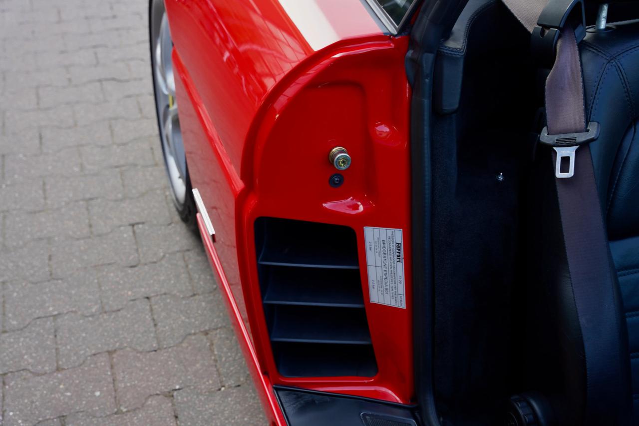 1997 Ferrari F355 GTS