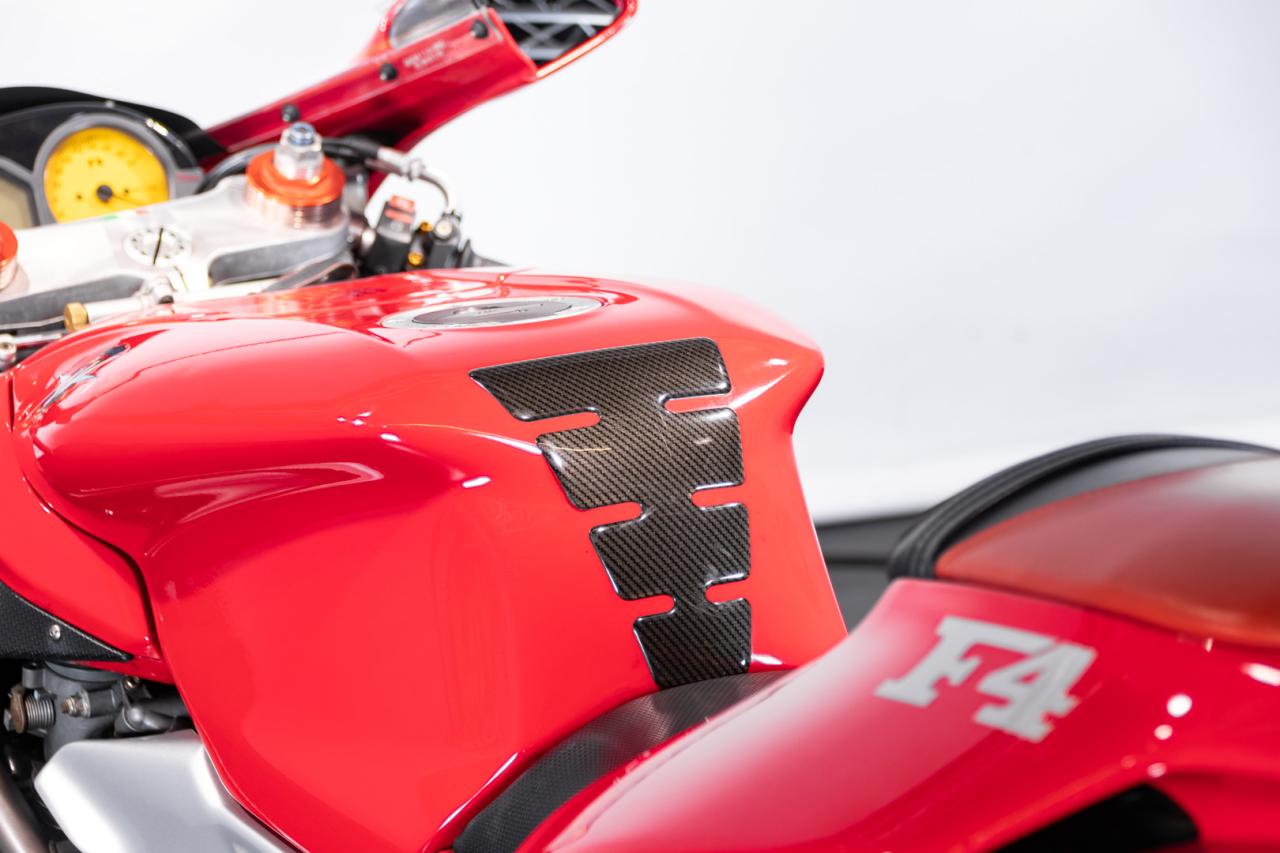 2000 MV Agusta F4 750