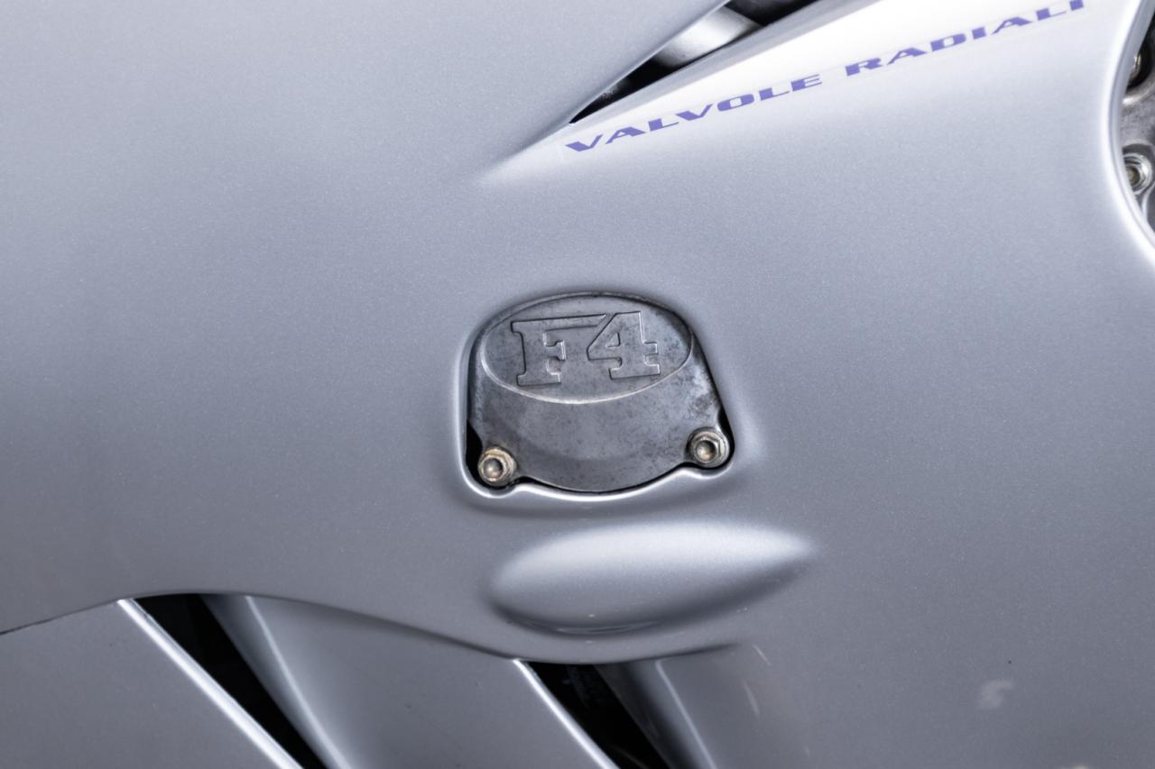 2000 MV Agusta F4 750