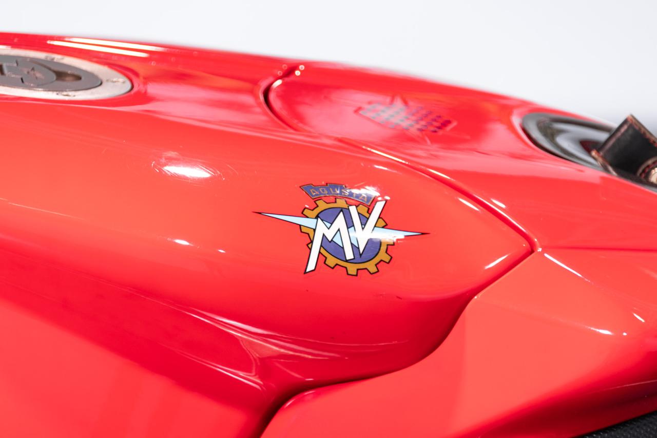 2000 MV Agusta F4 750