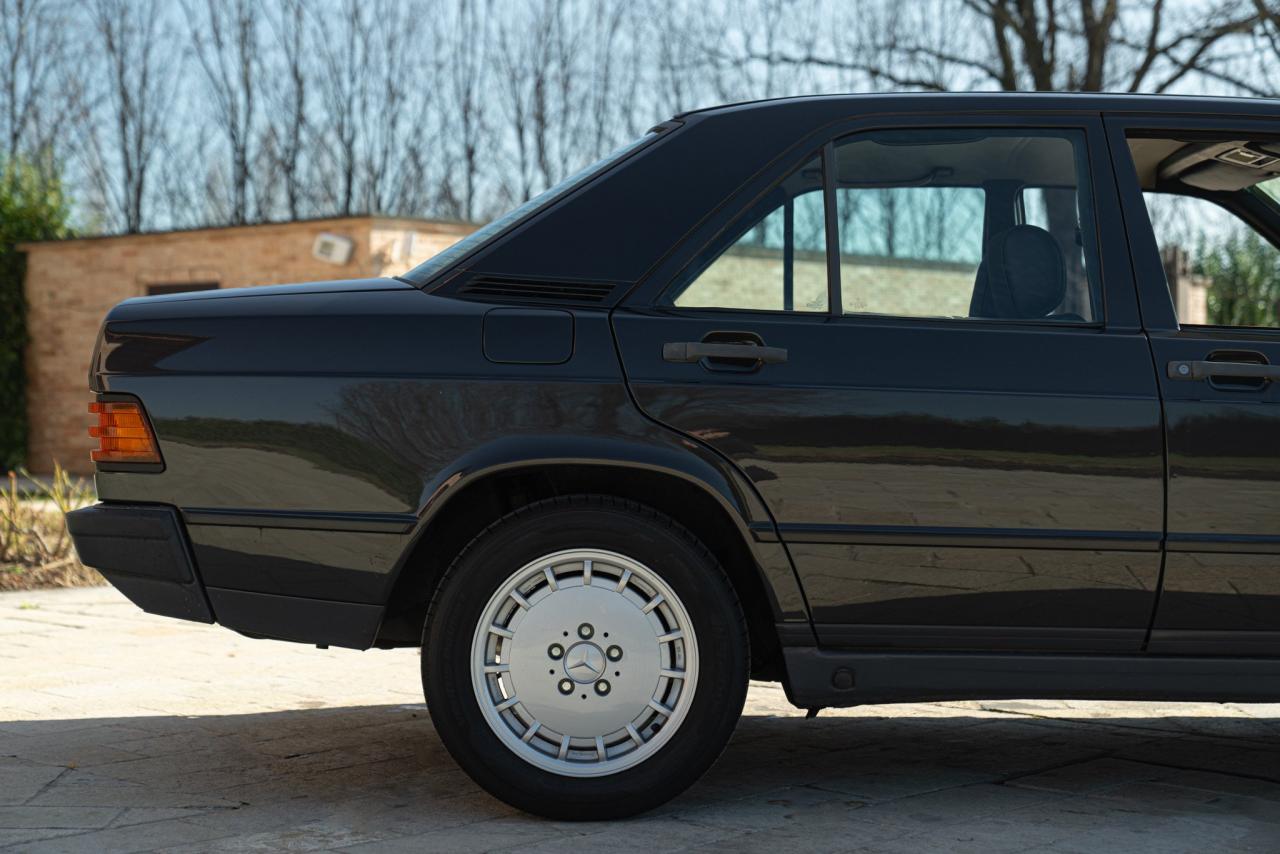 1988 Mercedes - Benz 190 E