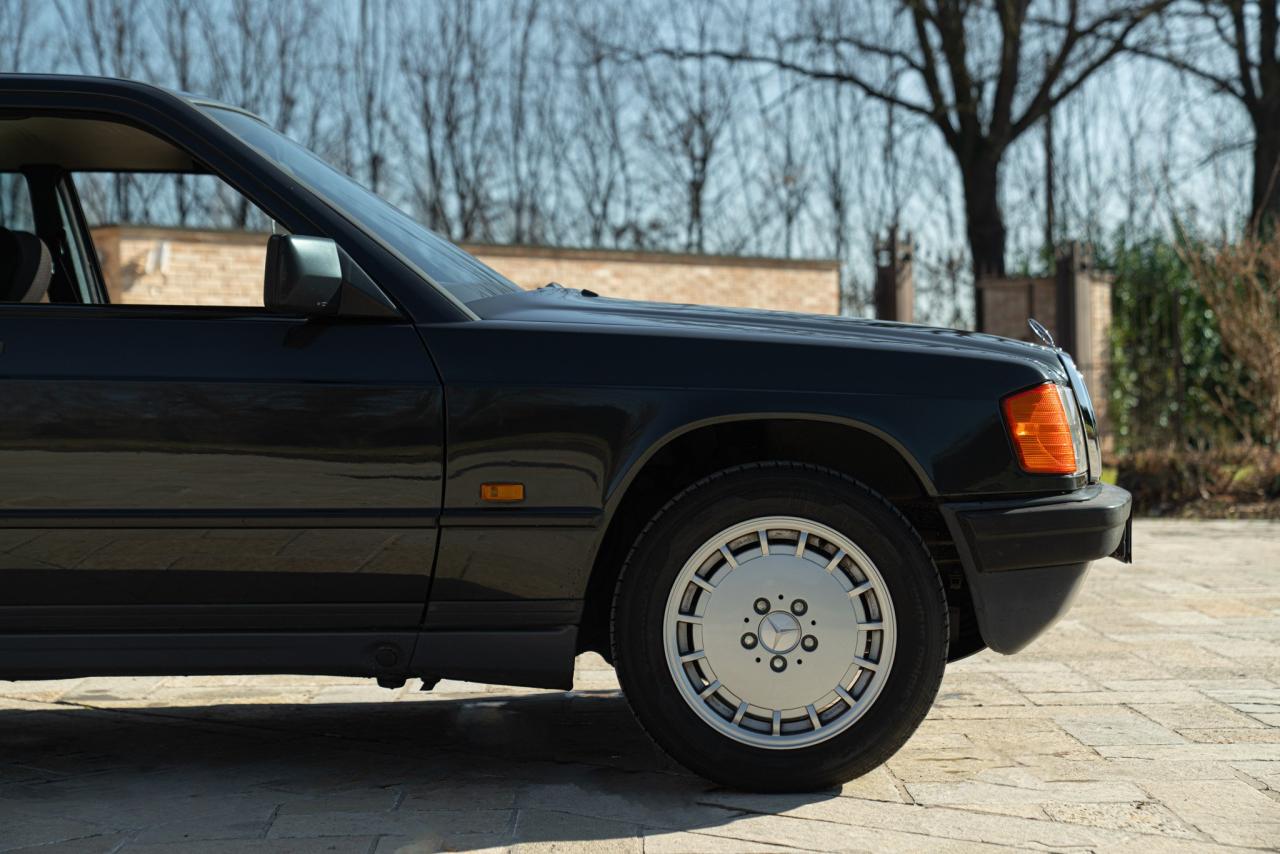 1988 Mercedes - Benz 190 E
