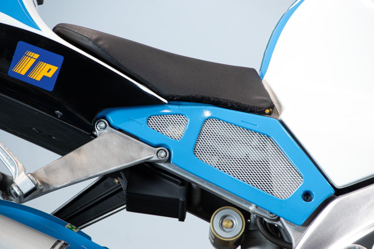 2002 Aprilia RSV 1000