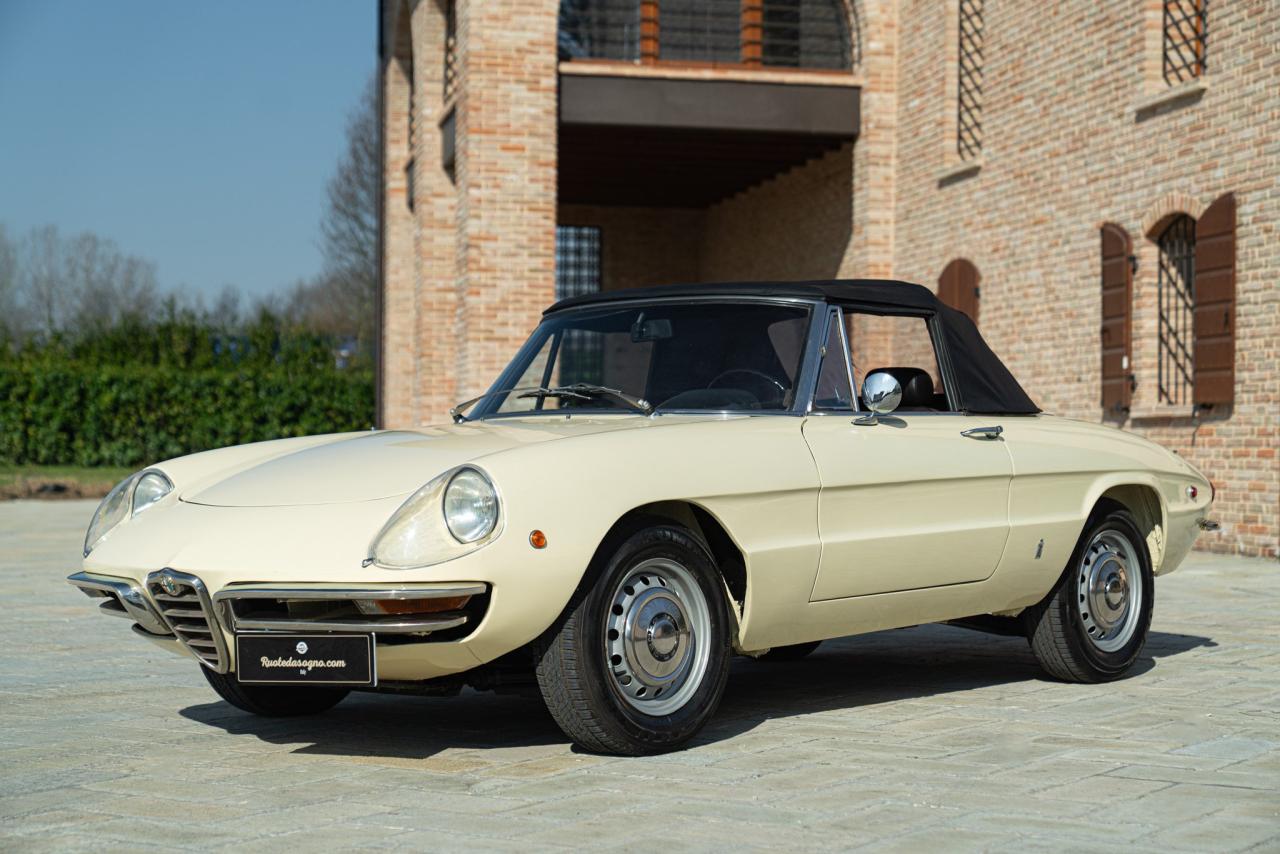 1969 Alfa Romeo SPIDER 1750 VELOCE &quot;OSSO DI SEPPIA&quot;