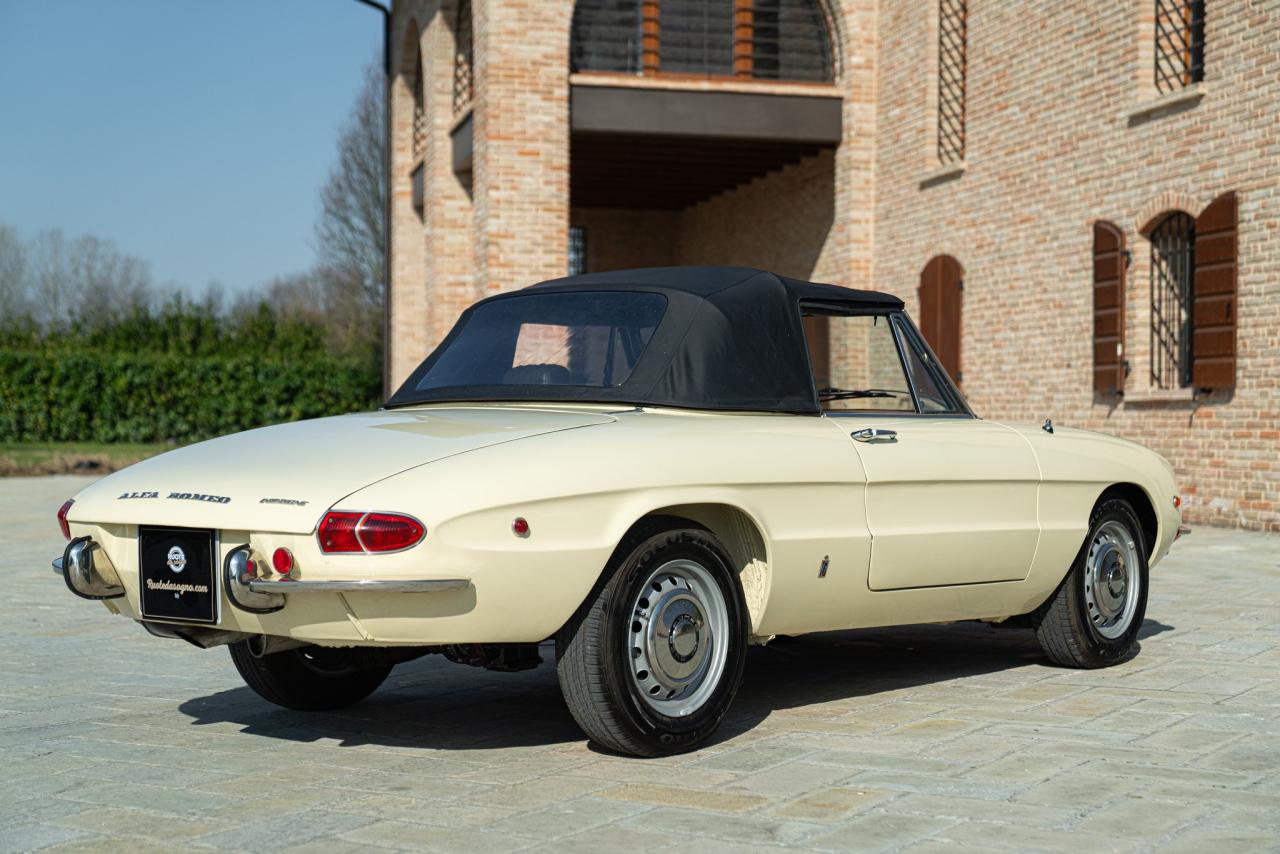 1969 Alfa Romeo SPIDER 1750 VELOCE &quot;OSSO DI SEPPIA&quot;