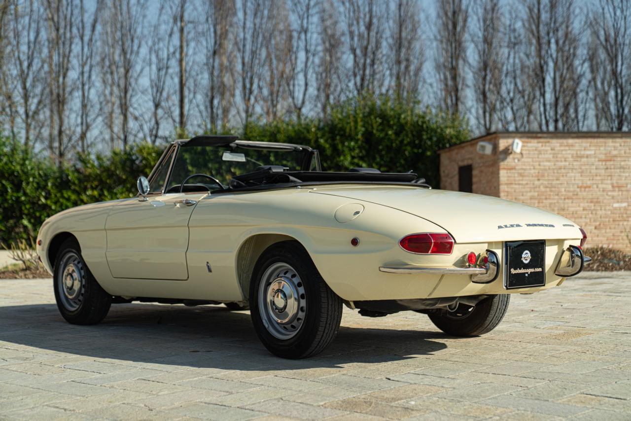 1969 Alfa Romeo SPIDER 1750 VELOCE &quot;OSSO DI SEPPIA&quot;
