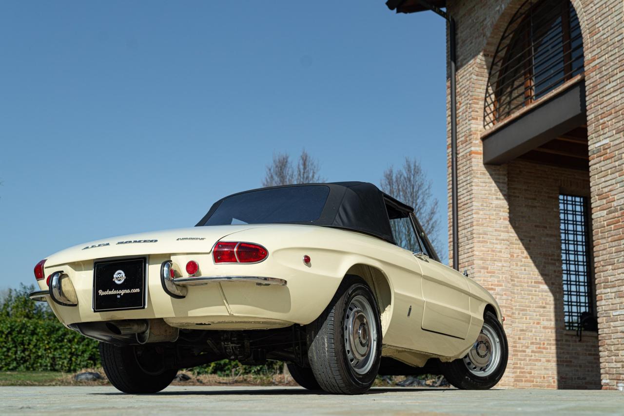 1969 Alfa Romeo SPIDER 1750 VELOCE &quot;OSSO DI SEPPIA&quot;