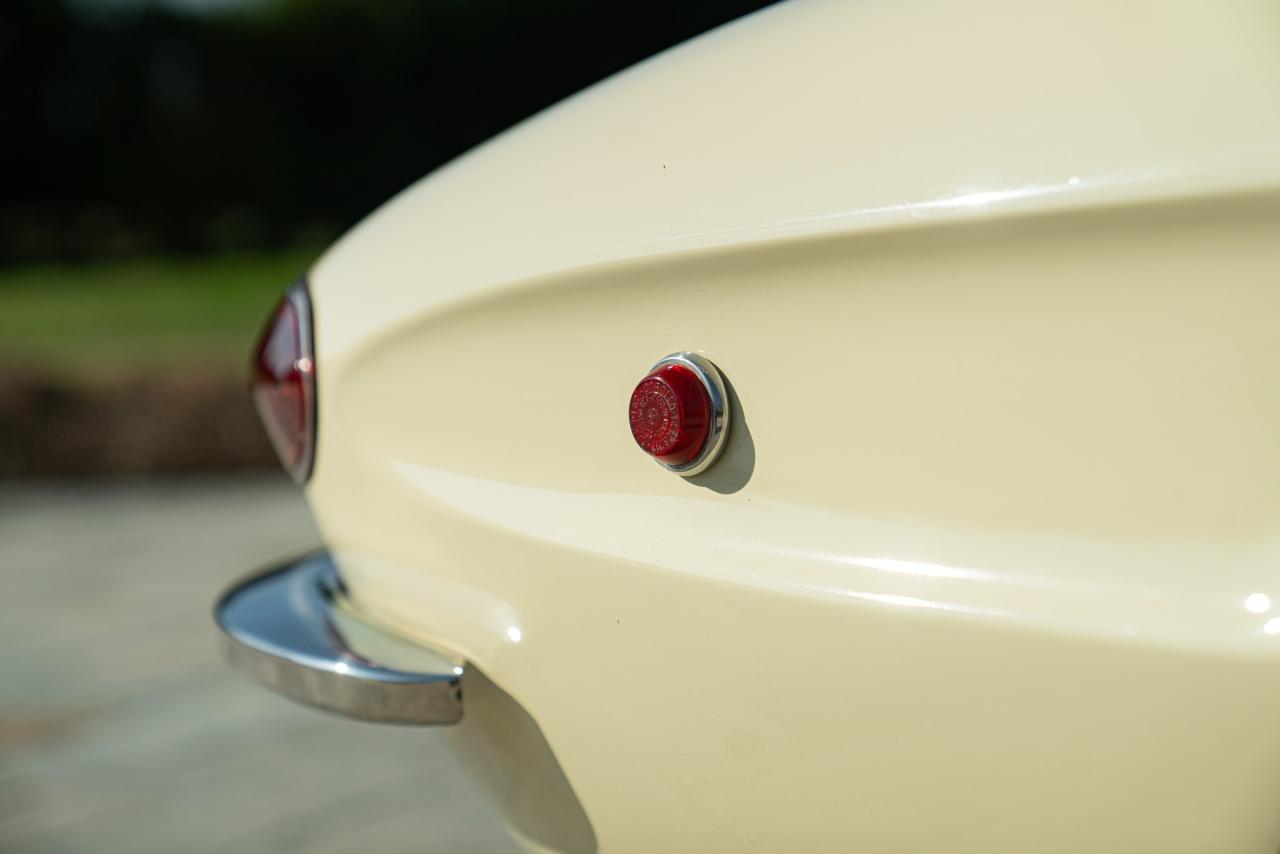 1969 Alfa Romeo SPIDER 1750 VELOCE &quot;OSSO DI SEPPIA&quot;