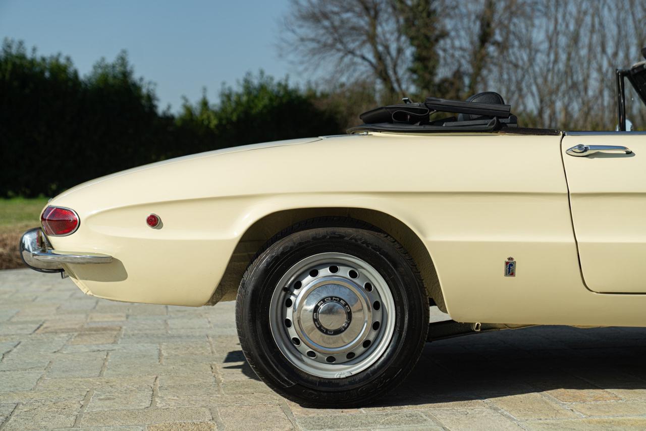 1969 Alfa Romeo SPIDER 1750 VELOCE &quot;OSSO DI SEPPIA&quot;