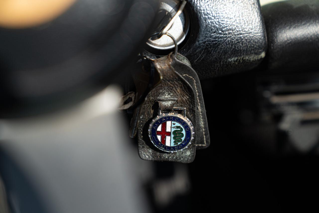 1969 Alfa Romeo SPIDER 1750 VELOCE &quot;OSSO DI SEPPIA&quot;