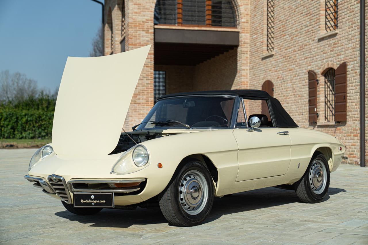 1969 Alfa Romeo SPIDER 1750 VELOCE &quot;OSSO DI SEPPIA&quot;