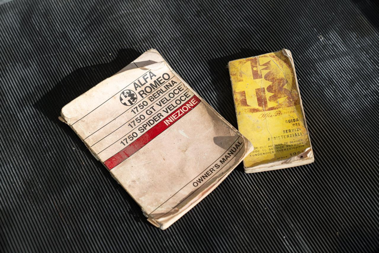 1969 Alfa Romeo SPIDER 1750 VELOCE &quot;OSSO DI SEPPIA&quot;