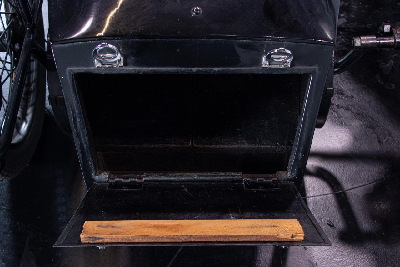 1929 Triumph CSD 550 SIDECAR