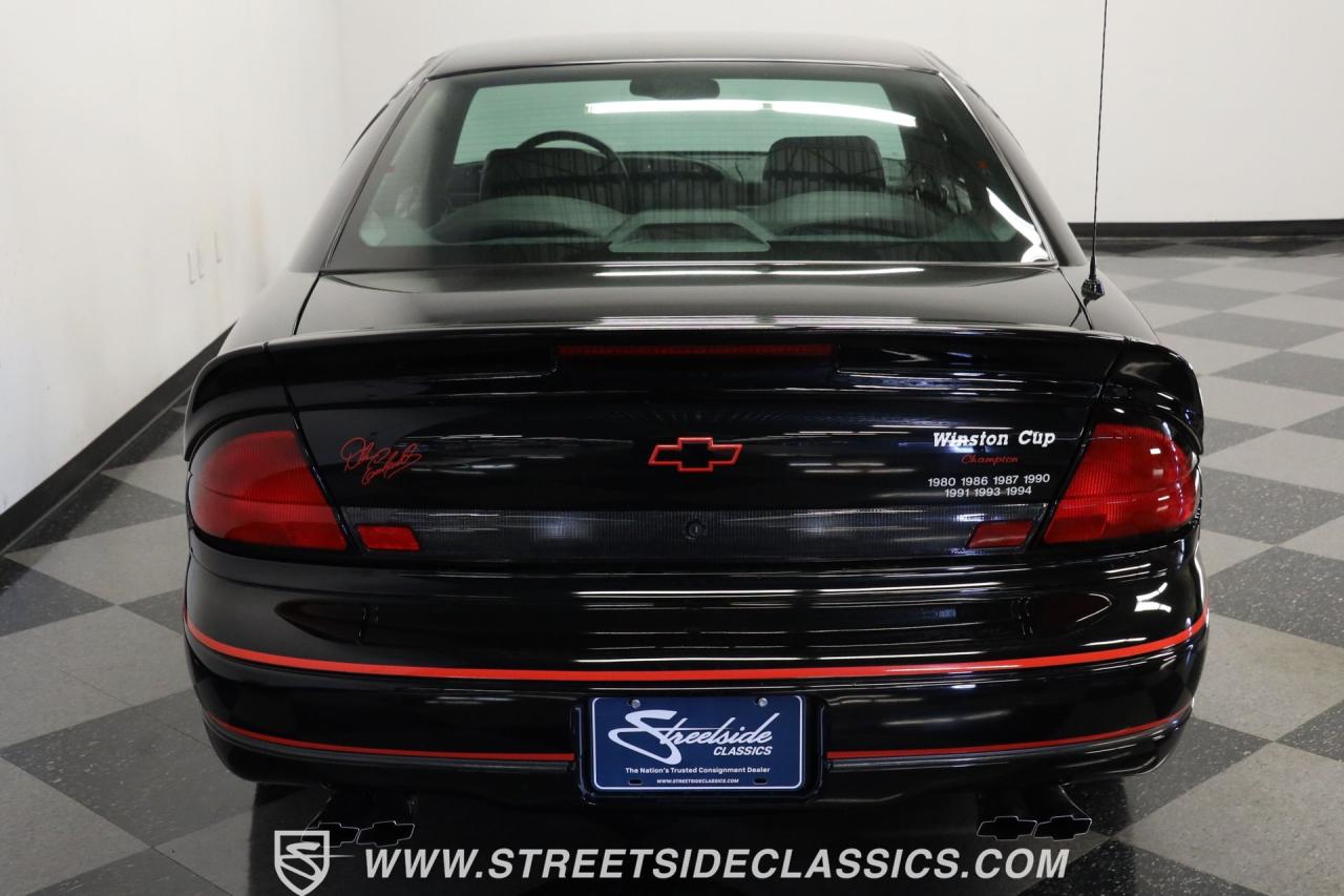 1998 Chevrolet Monte Carlo SS Dale Earnhardt Intimidator Edition
