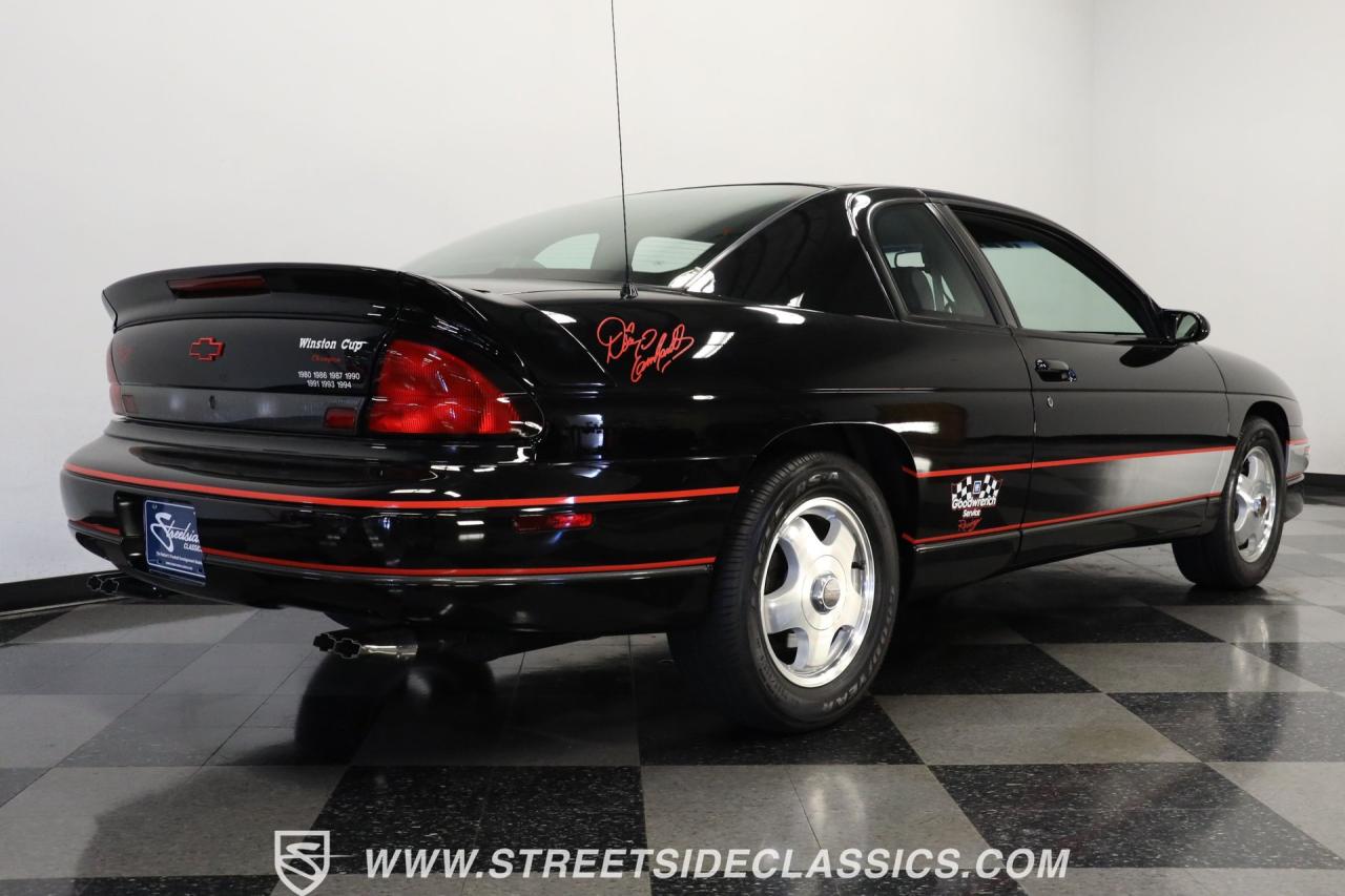 1998 Chevrolet Monte Carlo SS Dale Earnhardt Intimidator Edition