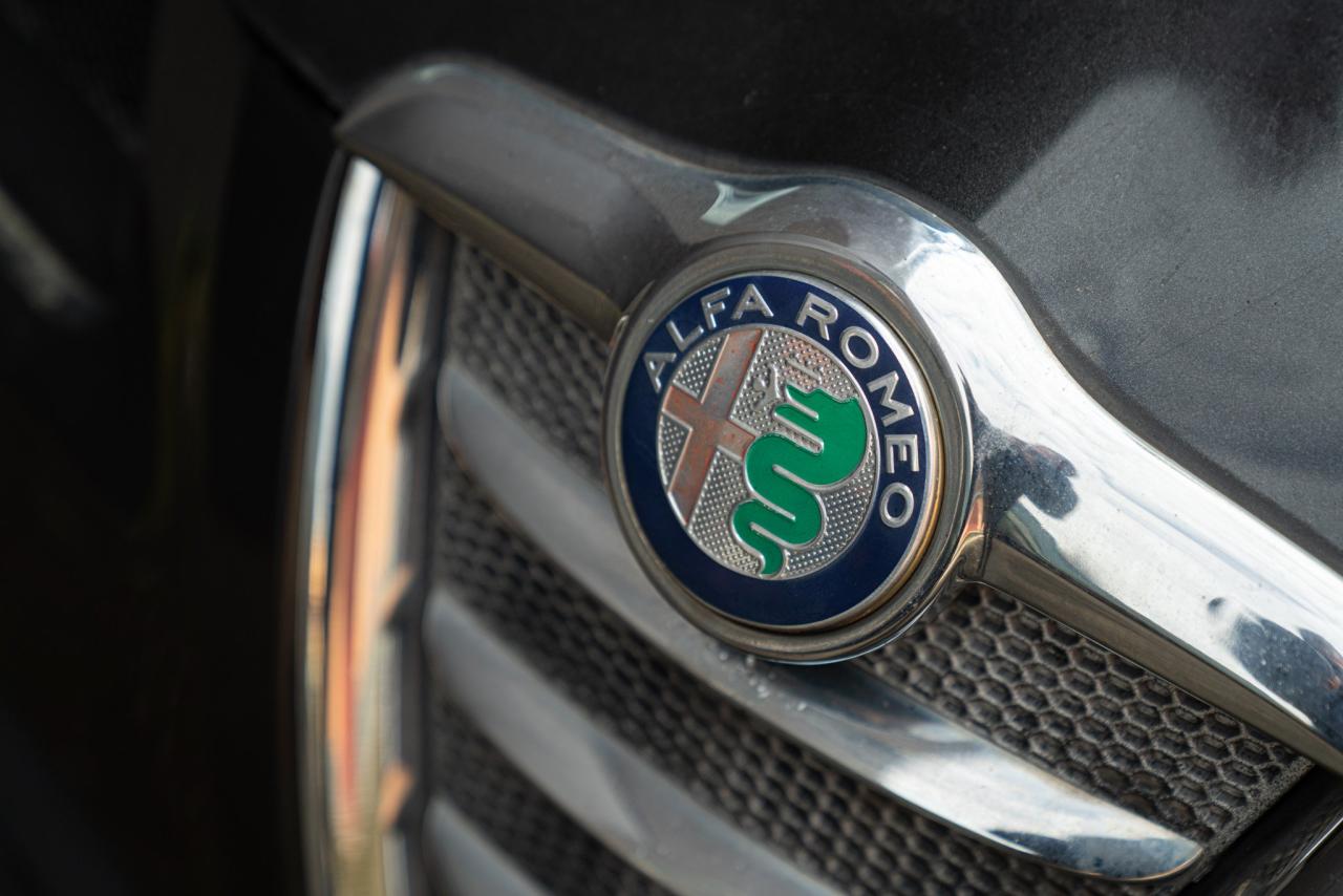 2005 Alfa Romeo GT COUPE&#039; JTS &quot;DISTINCTIVE EDITION&quot;