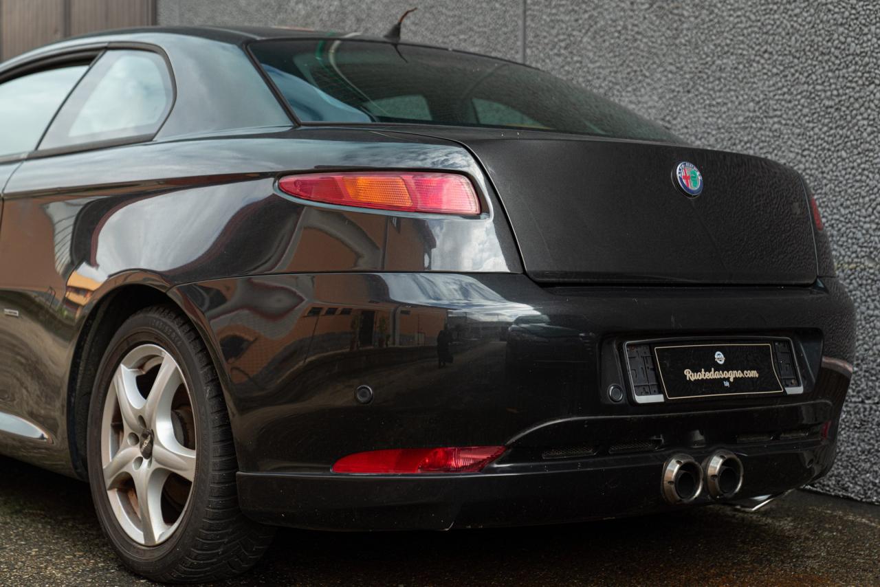 2005 Alfa Romeo GT COUPE&#039; JTS &quot;DISTINCTIVE EDITION&quot;