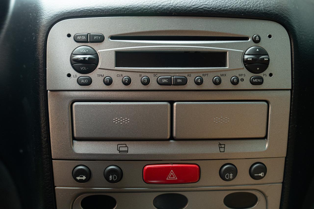 2005 Alfa Romeo GT COUPE&#039; JTS &quot;DISTINCTIVE EDITION&quot;