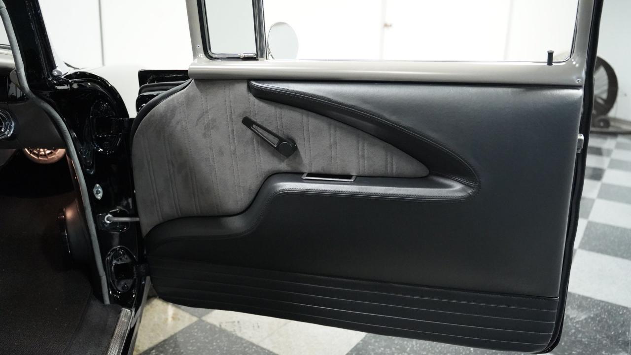 1955 Chevrolet 210 Restomod