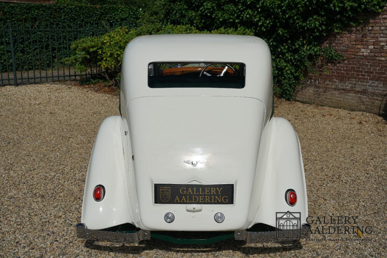 1933 Bentley 3&frac12; litre &ldquo;Streamline&rdquo; by Park Ward &amp; Co