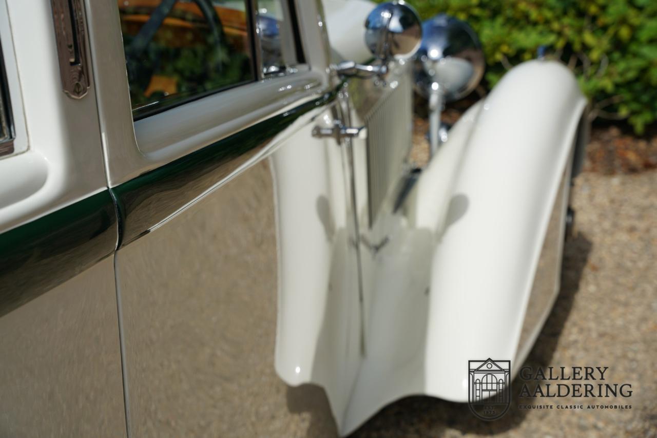 1933 Bentley 3&frac12; litre &ldquo;Streamline&rdquo; by Park Ward &amp; Co