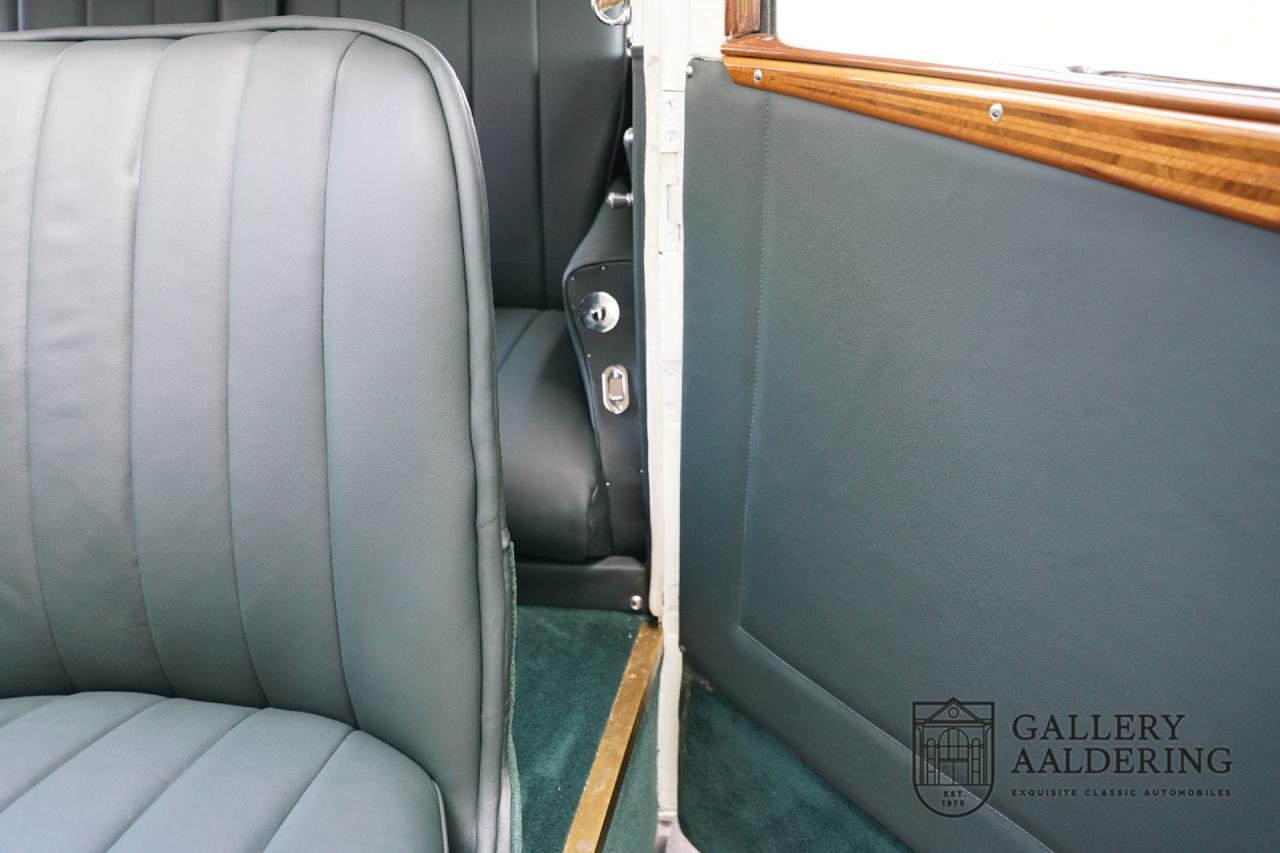 1933 Bentley 3&frac12; litre &ldquo;Streamline&rdquo; by Park Ward &amp; Co