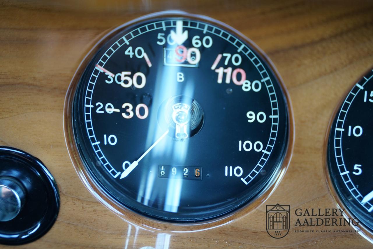 1933 Bentley 3&frac12; litre &ldquo;Streamline&rdquo; by Park Ward &amp; Co