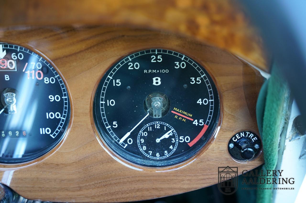1933 Bentley 3&frac12; litre &ldquo;Streamline&rdquo; by Park Ward &amp; Co