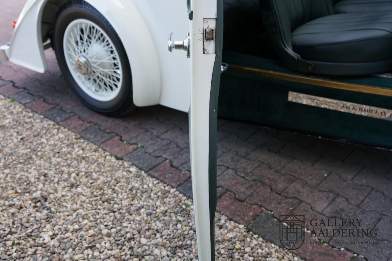 1933 Bentley 3&frac12; litre &ldquo;Streamline&rdquo; by Park Ward &amp; Co