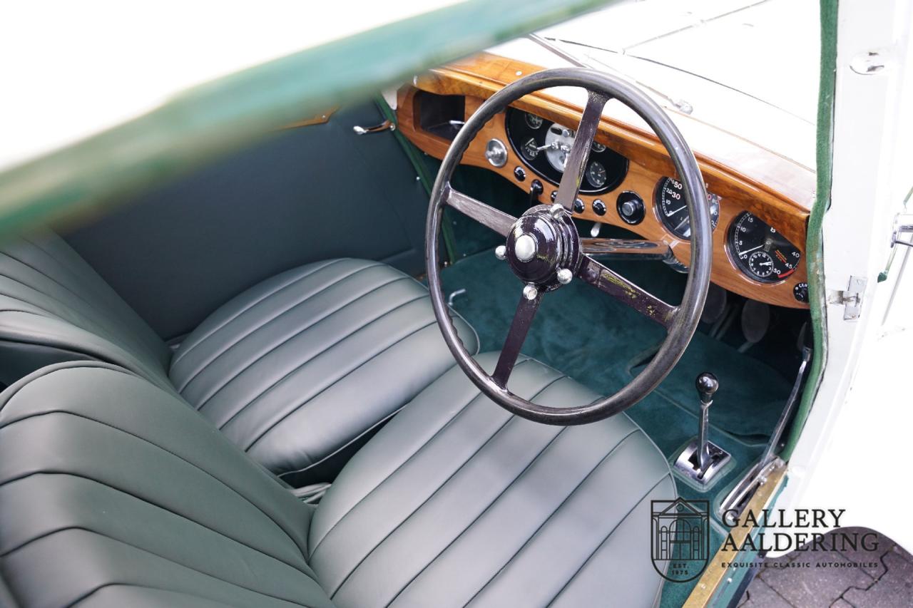 1933 Bentley 3&frac12; litre &ldquo;Streamline&rdquo; by Park Ward &amp; Co