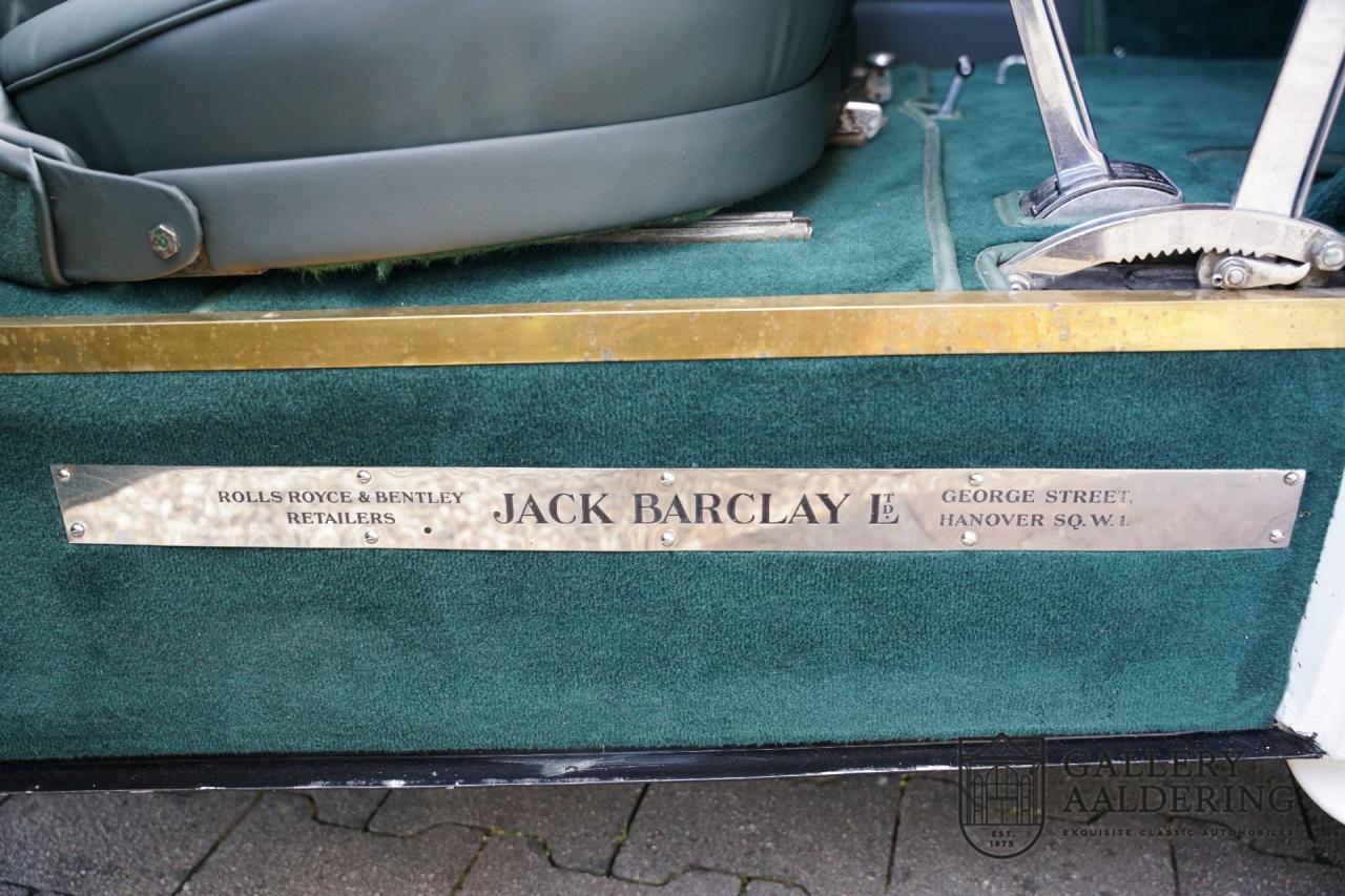 1933 Bentley 3&frac12; litre &ldquo;Streamline&rdquo; by Park Ward &amp; Co