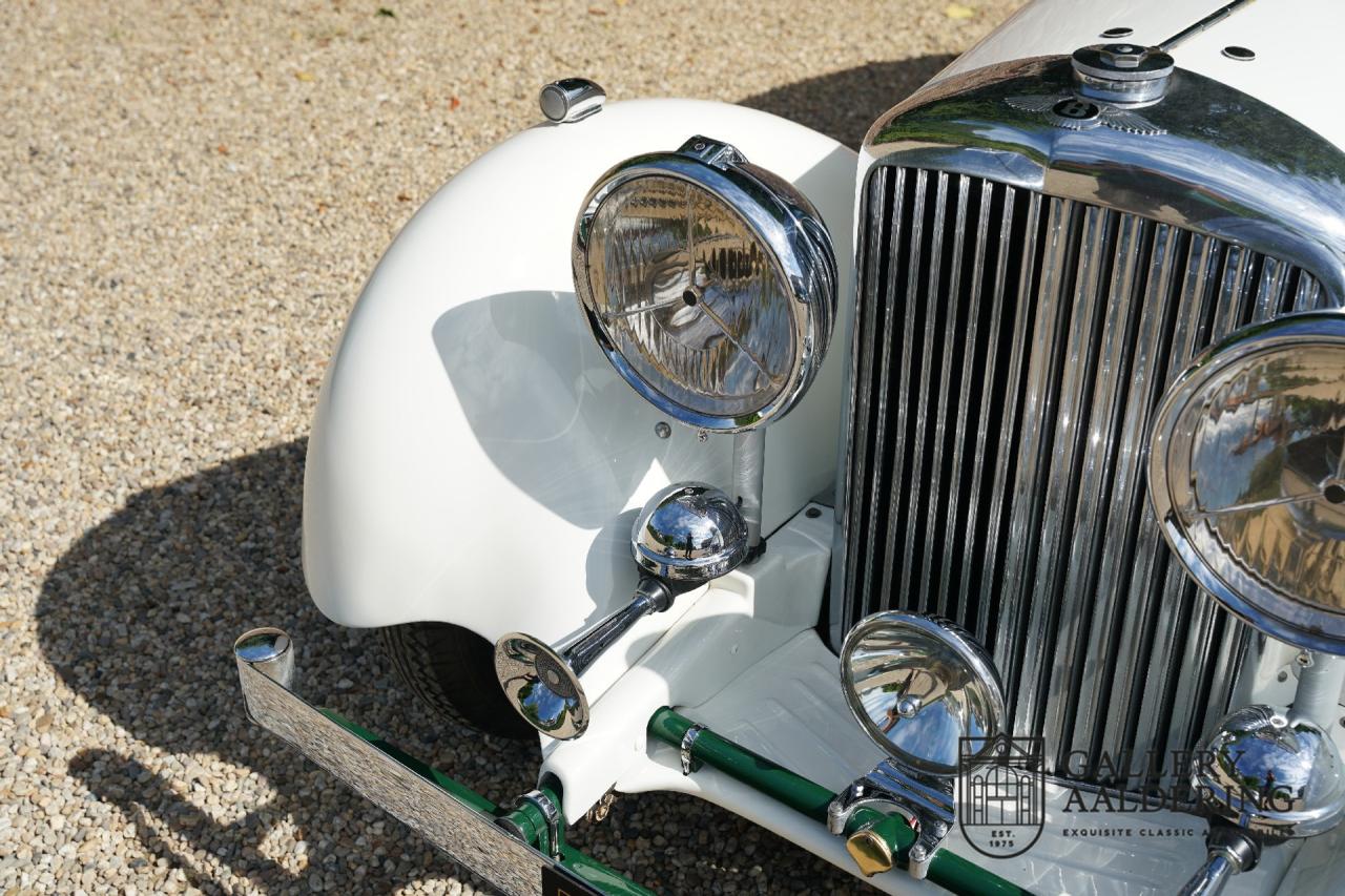 1933 Bentley 3&frac12; litre &ldquo;Streamline&rdquo; by Park Ward &amp; Co