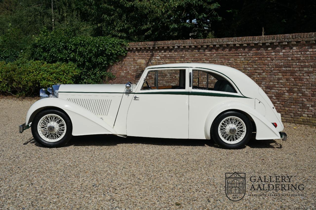 1933 Bentley 3&frac12; litre &ldquo;Streamline&rdquo; by Park Ward &amp; Co