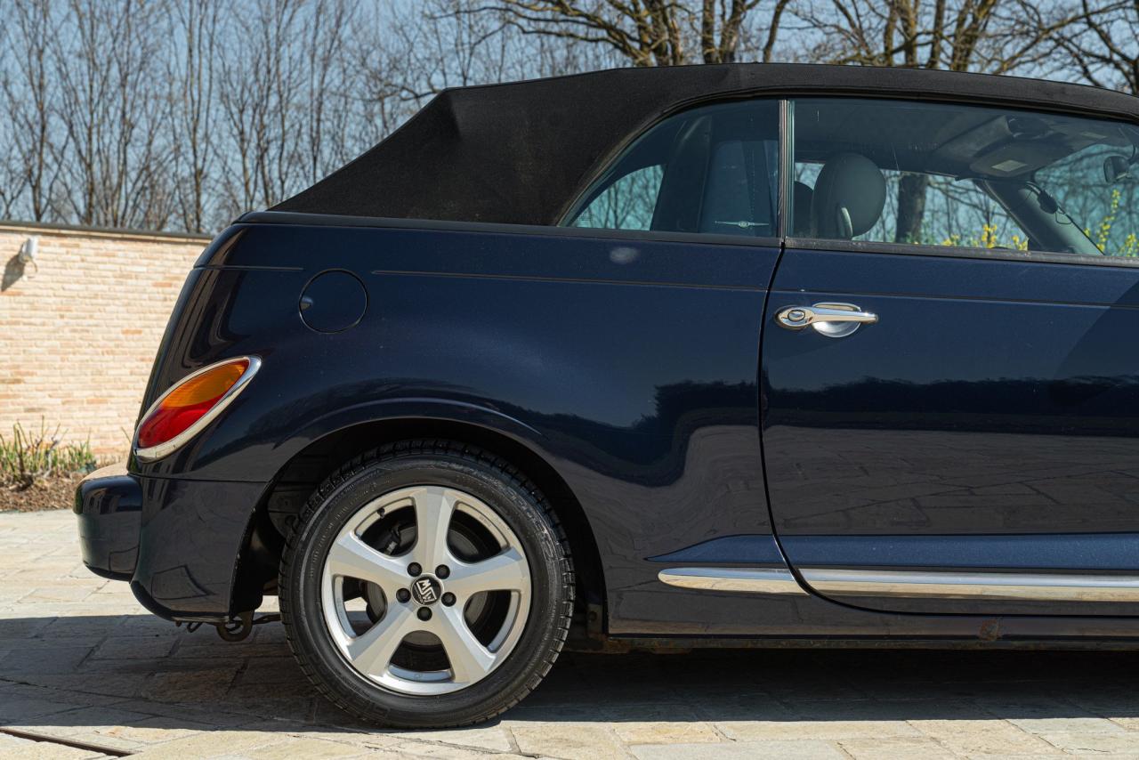 2005 Chrysler PT CRUISER  LIMITED 2.4 L CABRIOLET