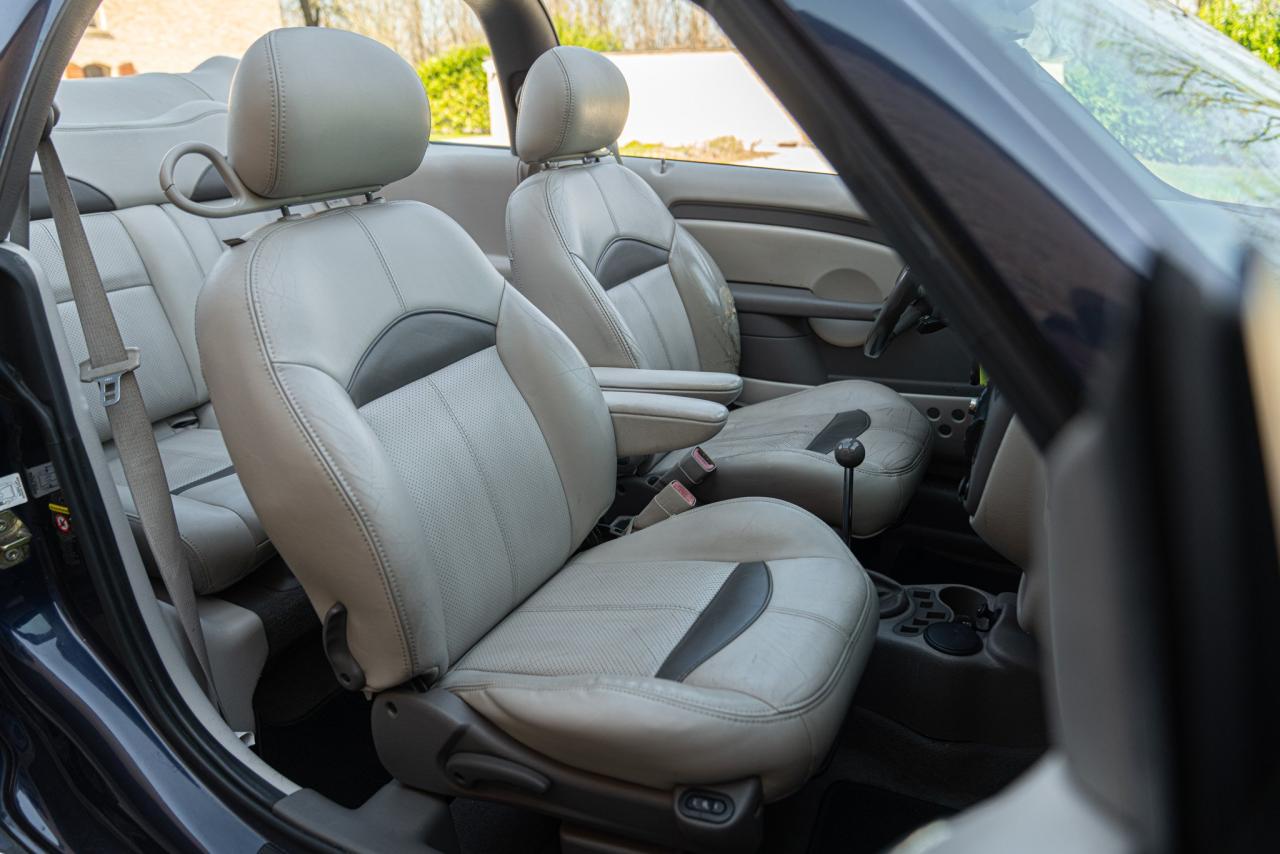 2005 Chrysler PT CRUISER  LIMITED 2.4 L CABRIOLET