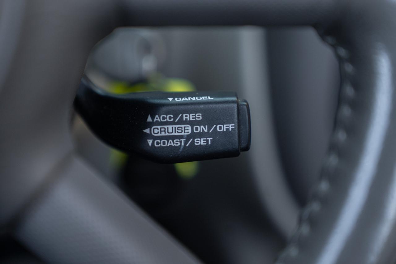 2005 Chrysler PT CRUISER  LIMITED 2.4 L CABRIOLET