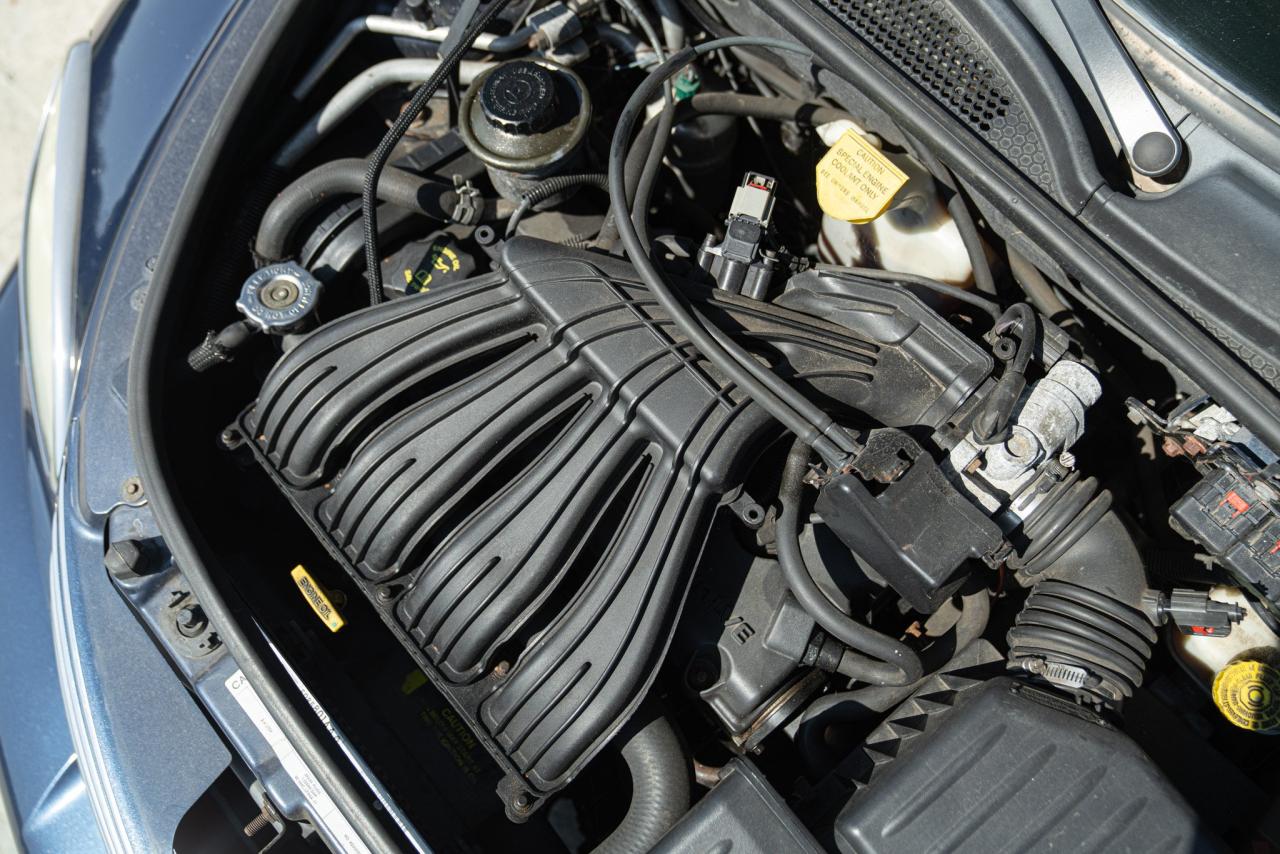 2005 Chrysler PT CRUISER  LIMITED 2.4 L CABRIOLET