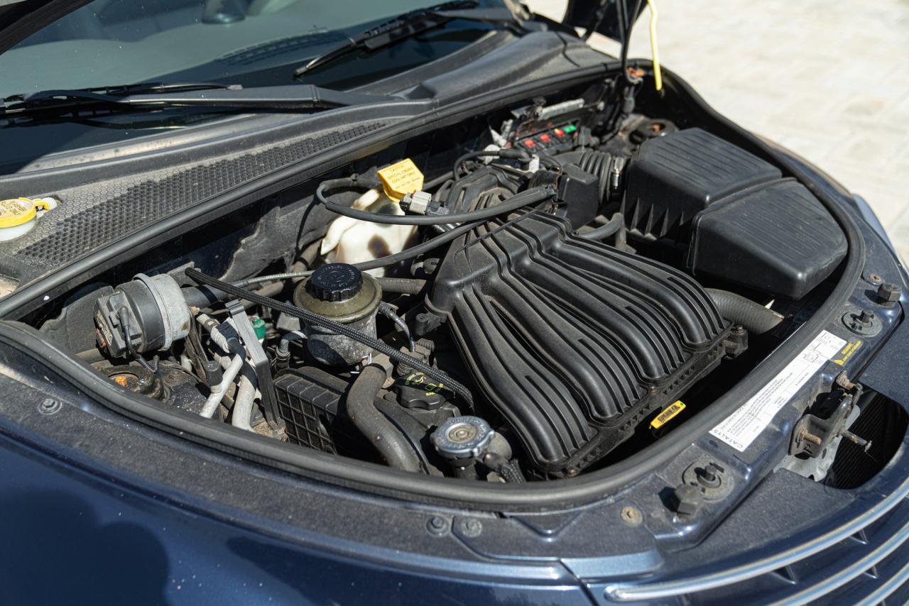 2005 Chrysler PT CRUISER  LIMITED 2.4 L CABRIOLET