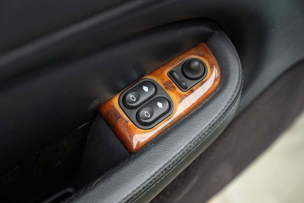 2000 Jaguar XK8 SPIDER