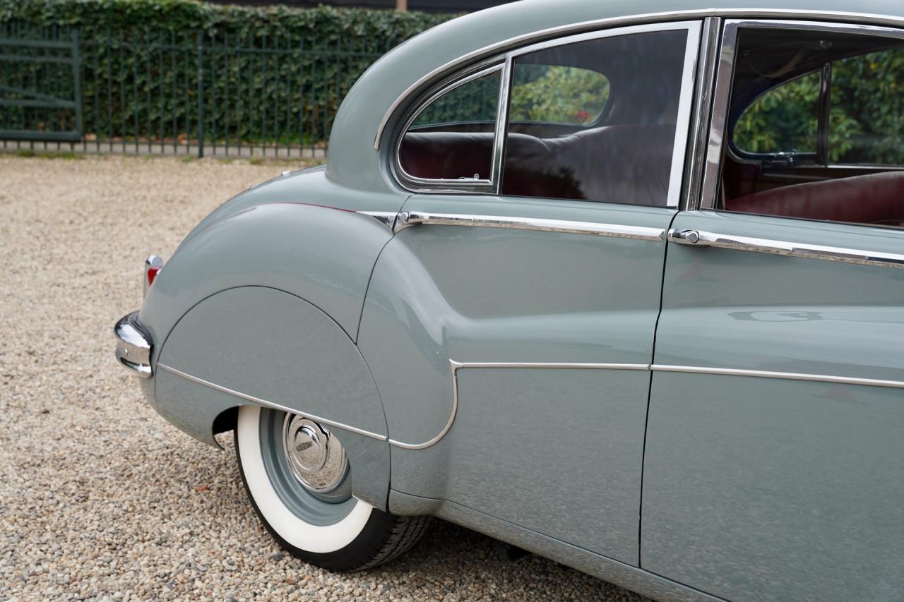 1959 Jaguar MK IX Saloon