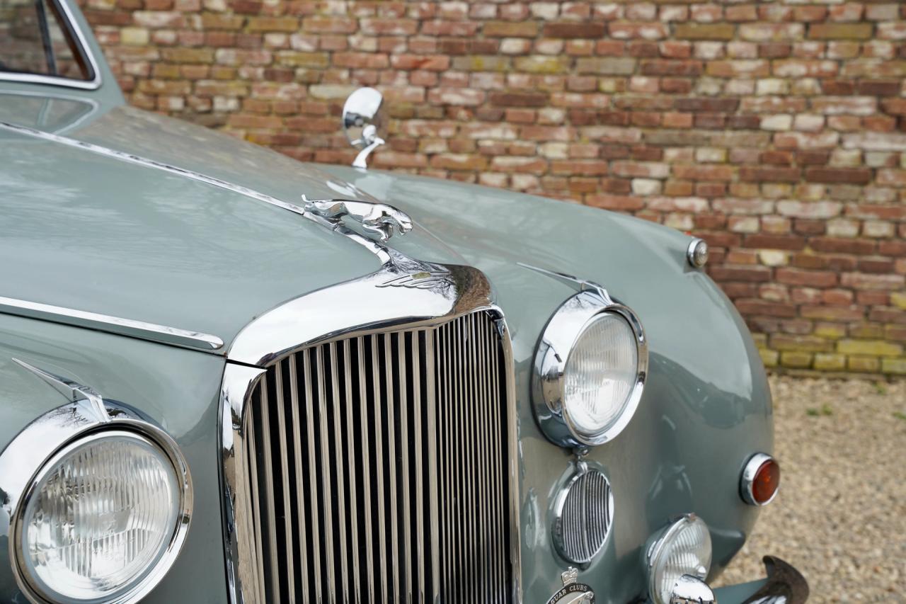 1959 Jaguar MK IX Saloon