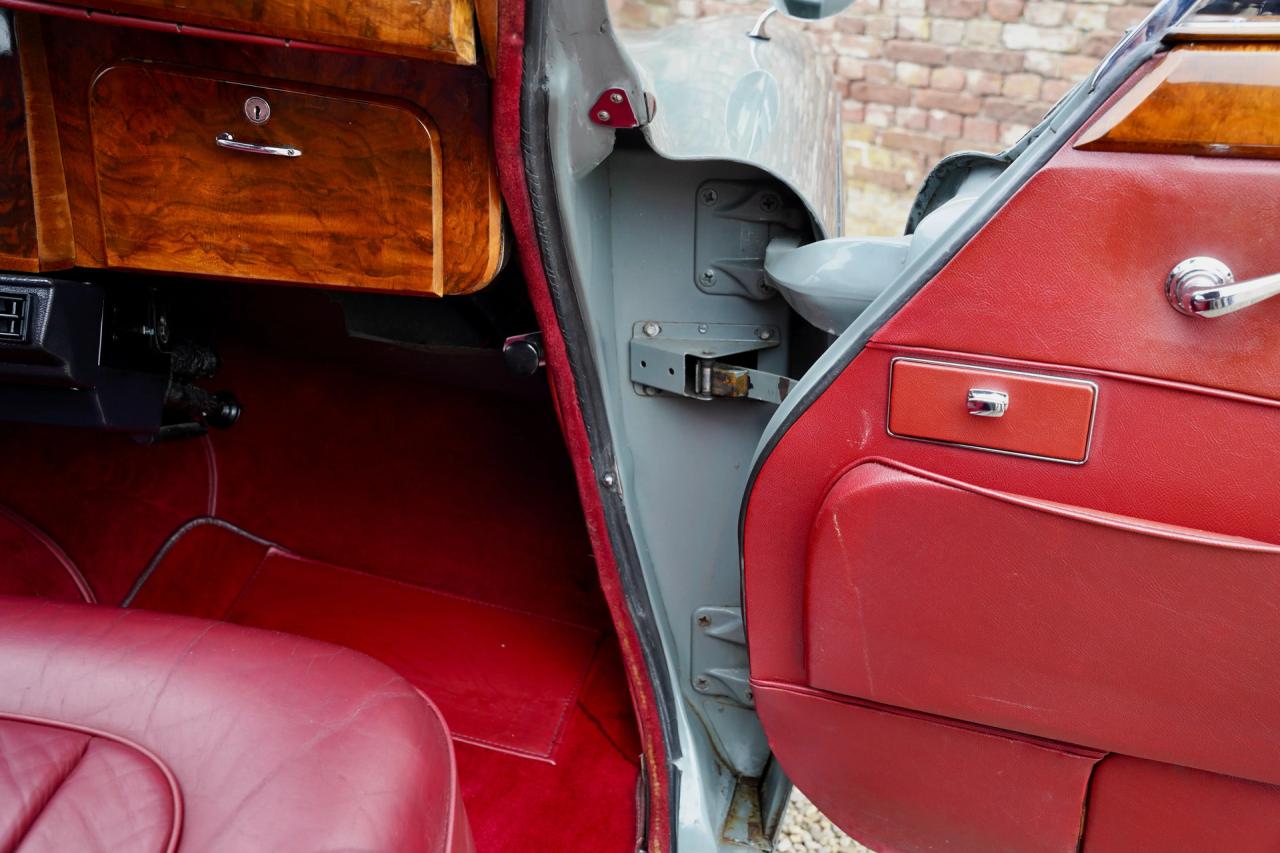 1959 Jaguar MK IX Saloon