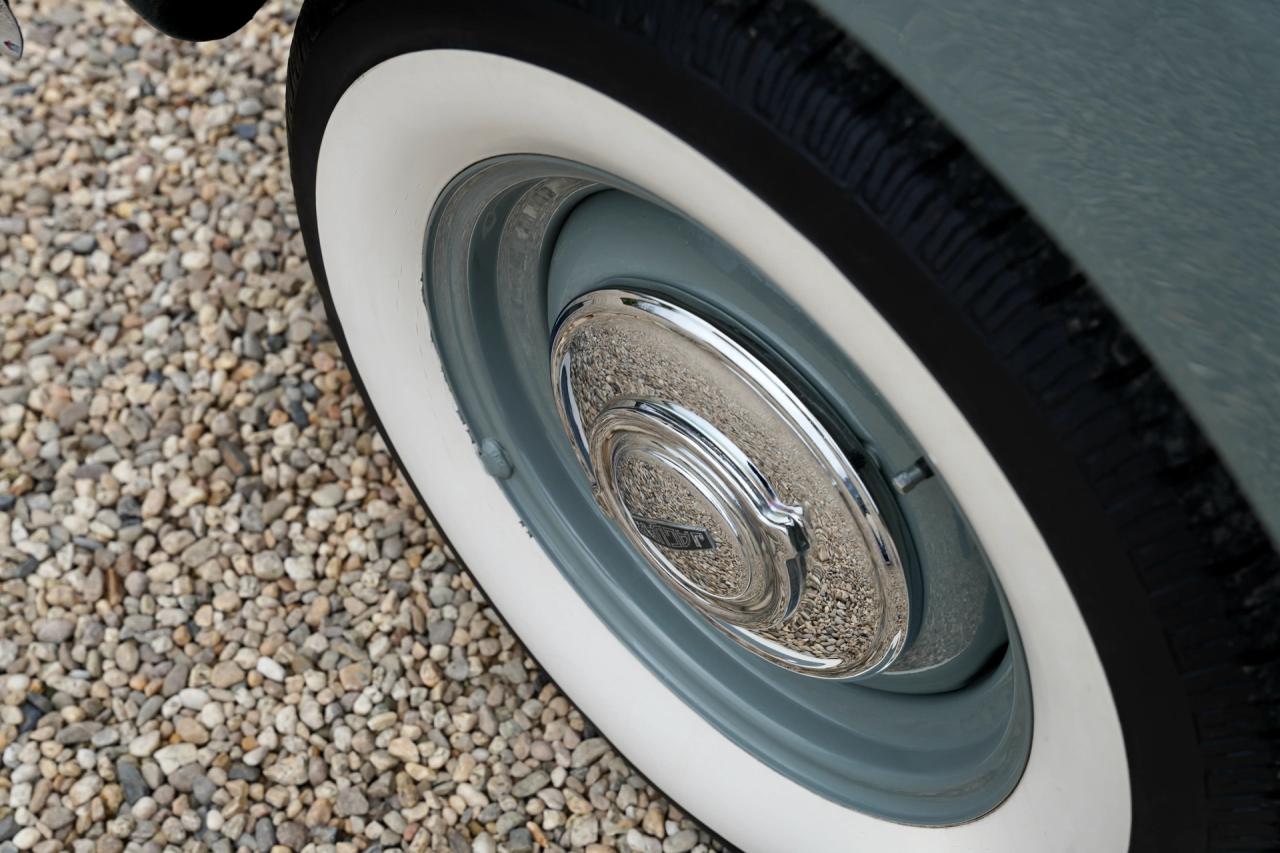 1959 Jaguar MK IX Saloon