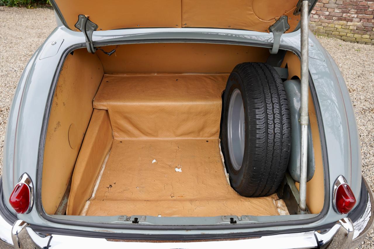 1959 Jaguar MK IX Saloon