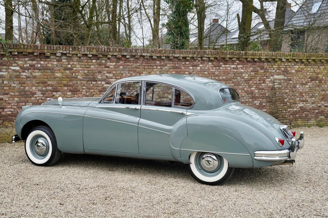 1959 Jaguar MK IX Saloon