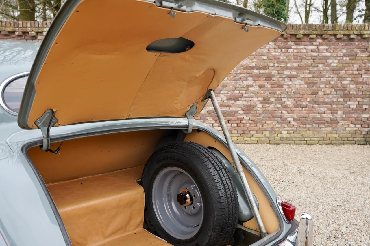 1959 Jaguar MK IX Saloon