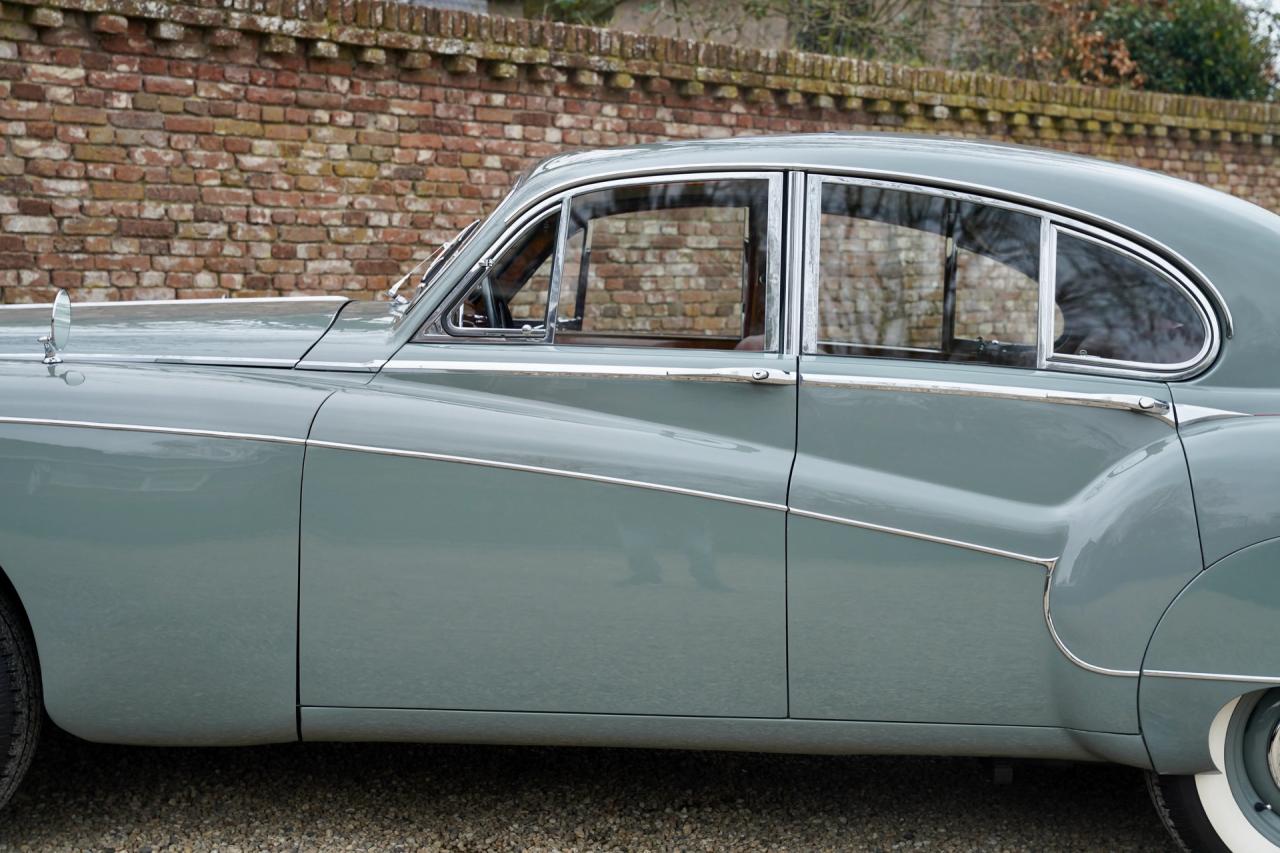 1959 Jaguar MK IX Saloon