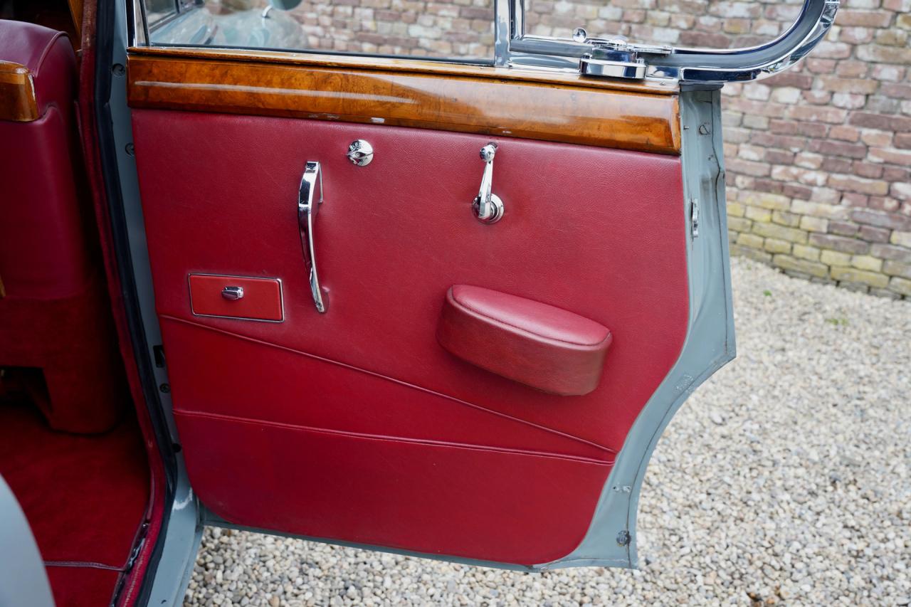 1959 Jaguar MK IX Saloon