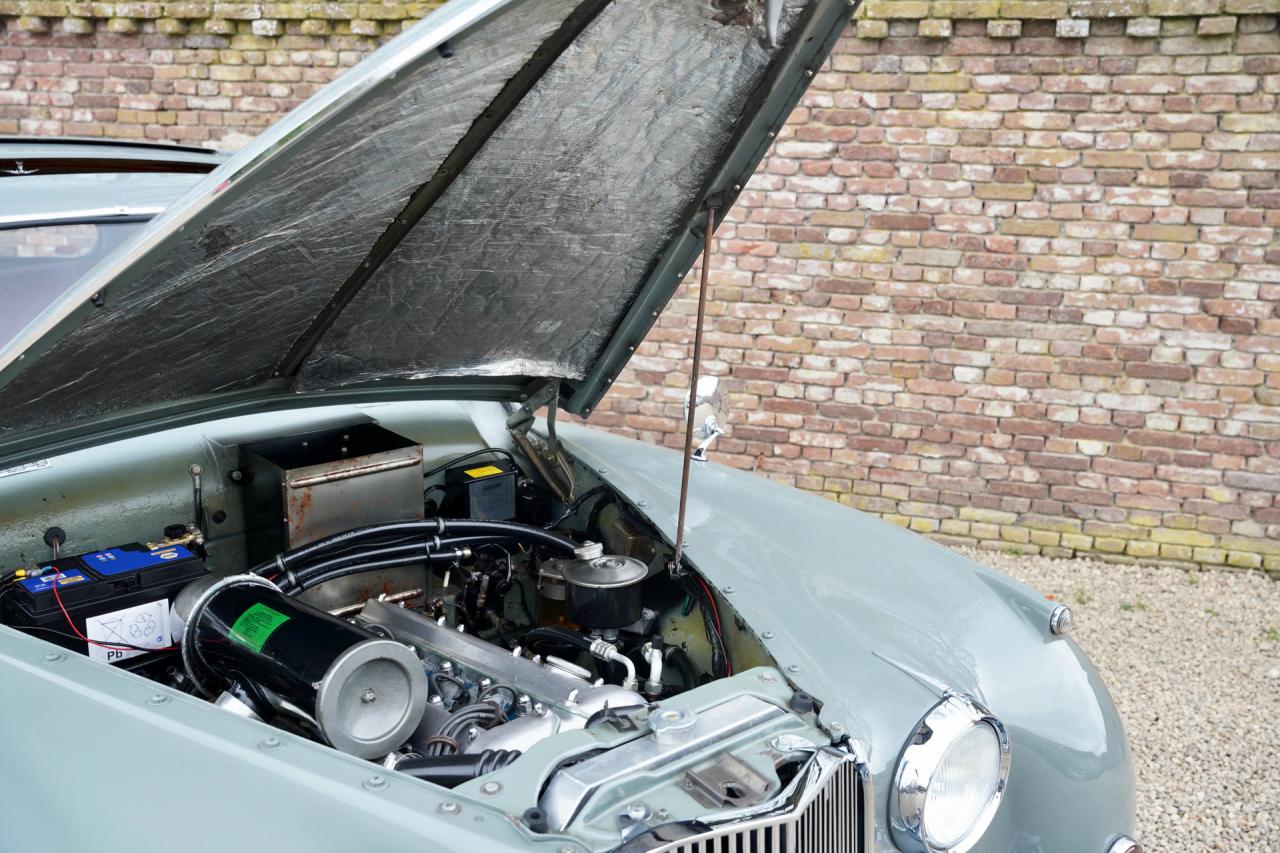 1959 Jaguar MK IX Saloon