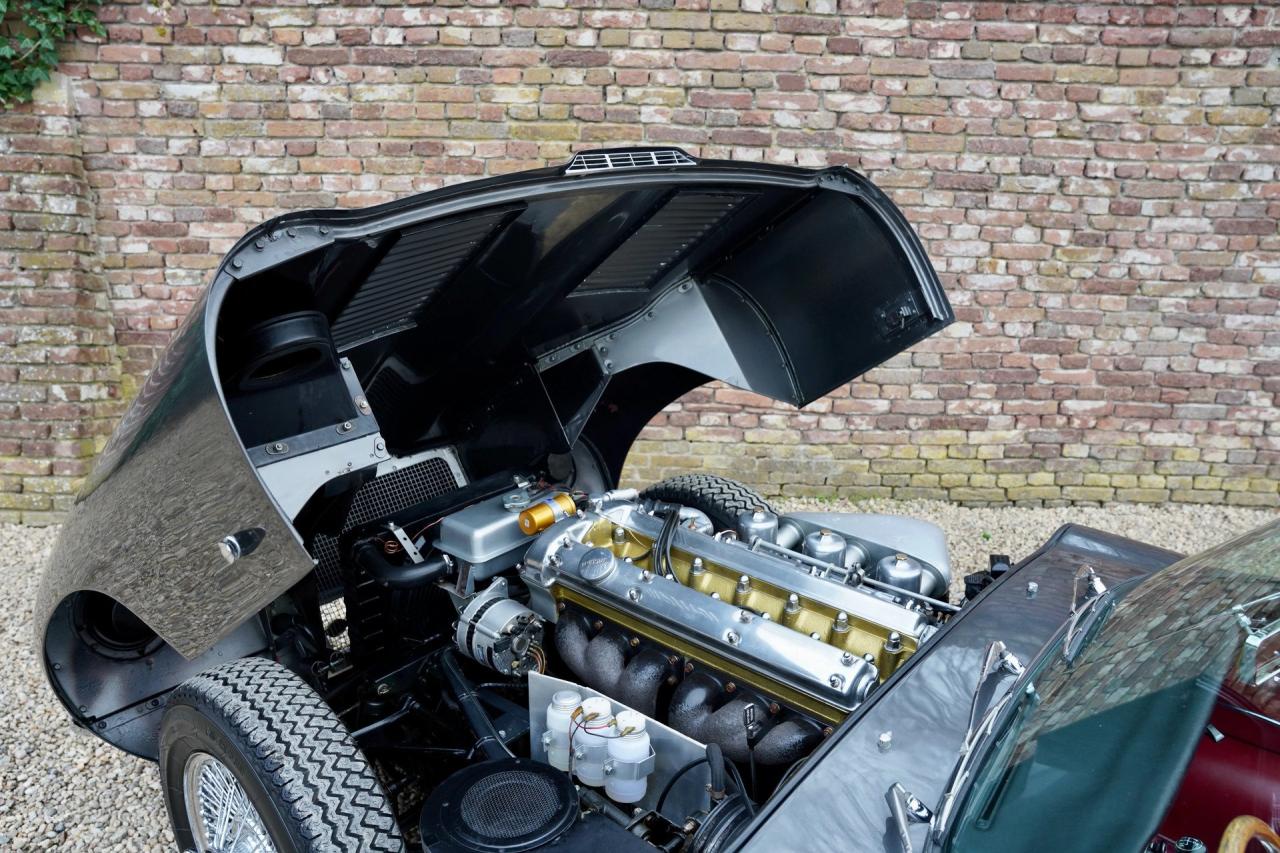 1961 Jaguar E-type &ldquo;Outside Bonnet Lock&rdquo; OTS Series I